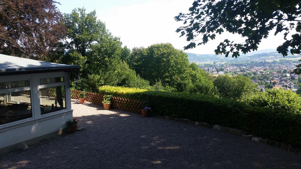 Landgasthaus Zu den Erdfällen Bad Pyrmont Exterior foto